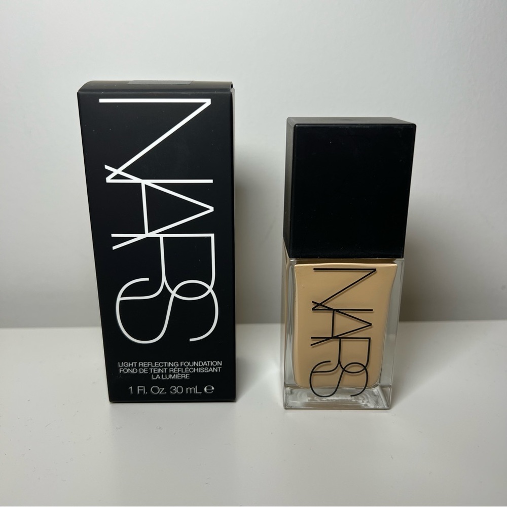 BRAND NEW NARS Light Reflecting Advanced Skincare Foundation in Fiji